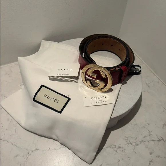 Red Authentic Gucci Belt with Double G Emblem - Picture 3 of 14